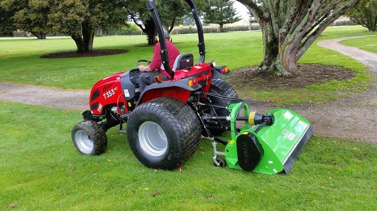 Fox-mower-on-public-parks1 Koala peruzzo